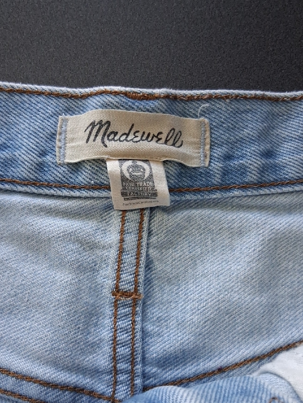 Madewell Relaxed Denim Shorts Light Wash Raw Hems 31 - Picture 6 of 10